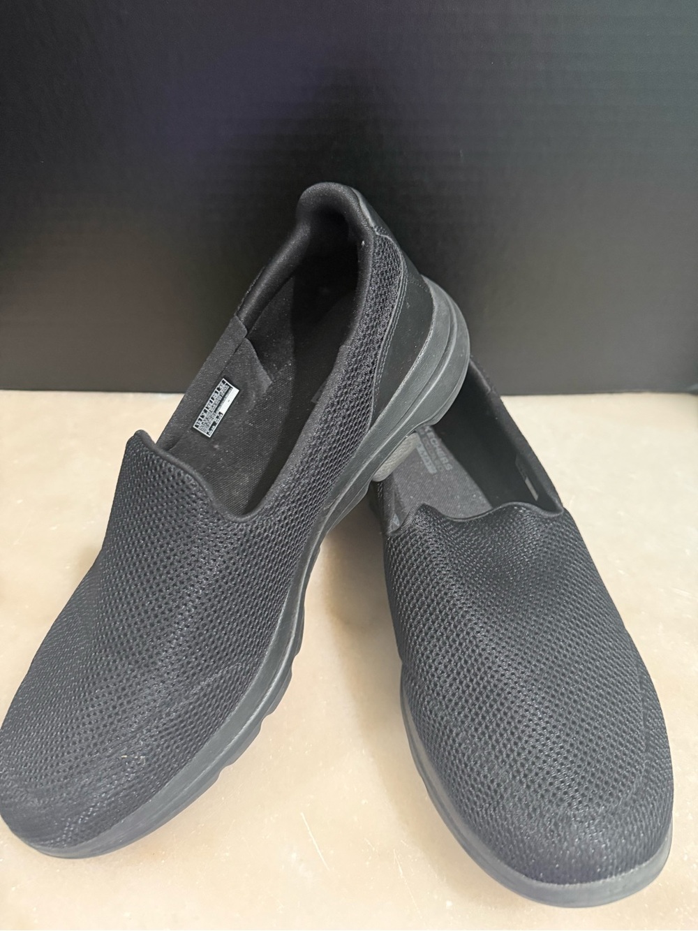 Skechers Go Walk 5 Womens Size 12 Black Athletic Walking Slip On Shoes Sneakers